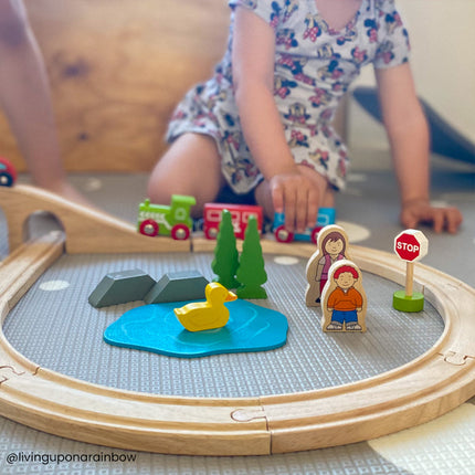 Figure of Eight Train Set - SENsory Toys4U