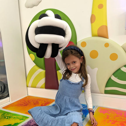 Cuddle Ball: Black and White