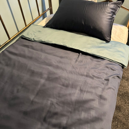 Light Weight Breathable Bamboo Fabric Weighted Blanket and Pillow Case