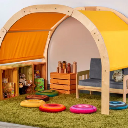 Umbu Group Arch Den