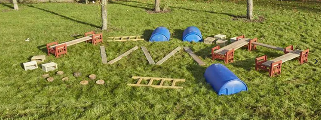 Loose Parts Obstacle Course - 32 Piece Set