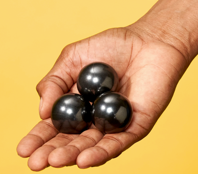 Speks Supers. - Giant Magnet Balls