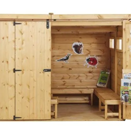 CLOSED CURRICULUM/FOREST CABIN