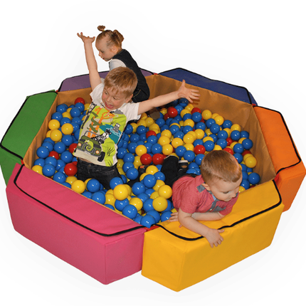 Hexagonal Ball Pool with Balls